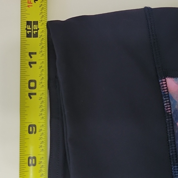 Lululemon If You're Lucky Tights - Picture 10 of 12